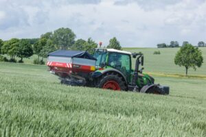 Zásobník rozmetadla hnojiva Kverneland Exacta HL s nadstavbou