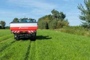 Kverneland Exacta TLX GEOSPREAD iDC rozmetadlo hnojív