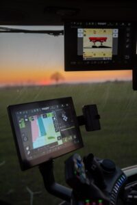 Ovládanie ISOBUS terminálu rozmetadla Kverneland